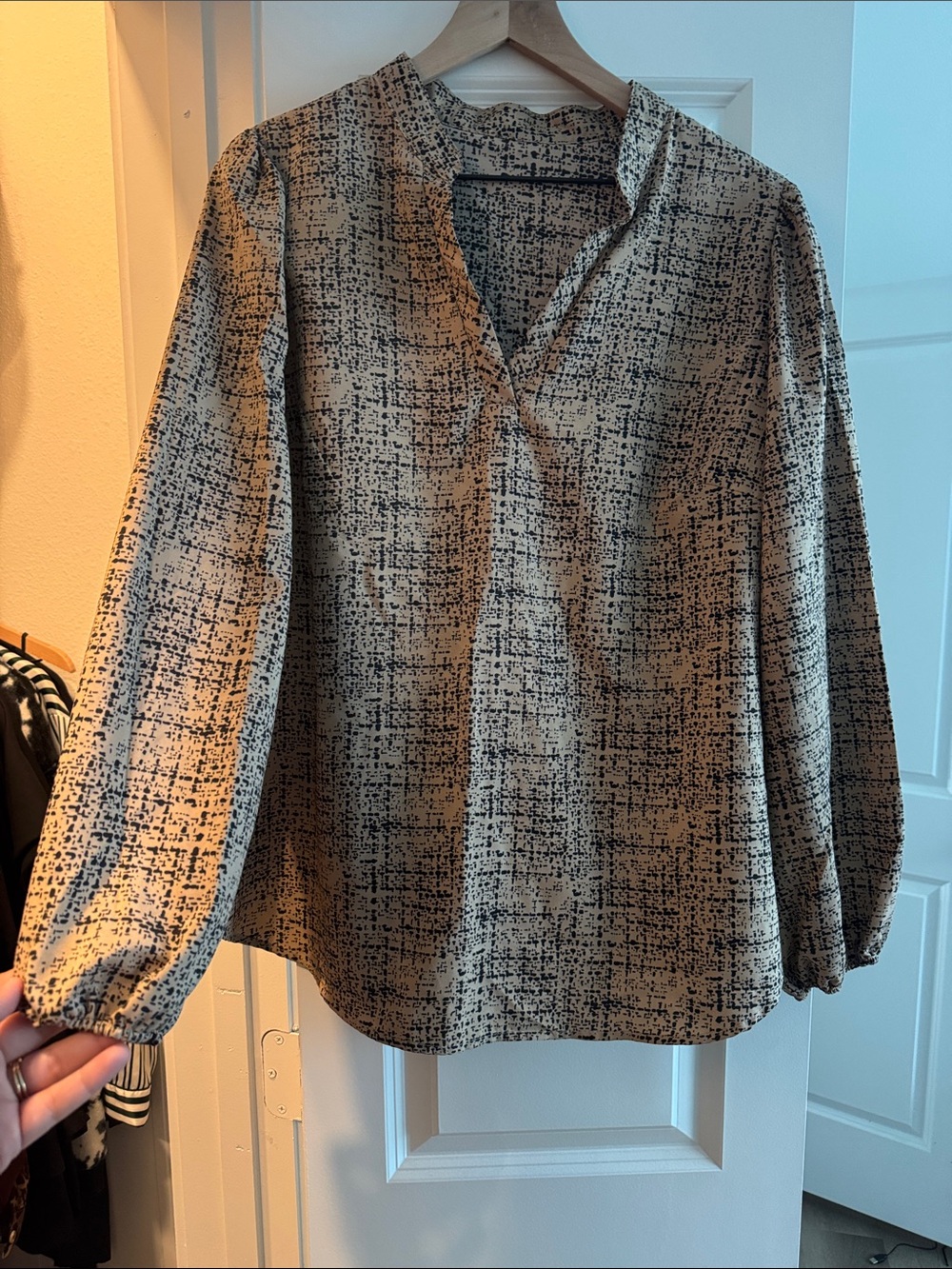 SHEIN Beige and Black Crosshatch V-Neck Long Sleeve Blouse